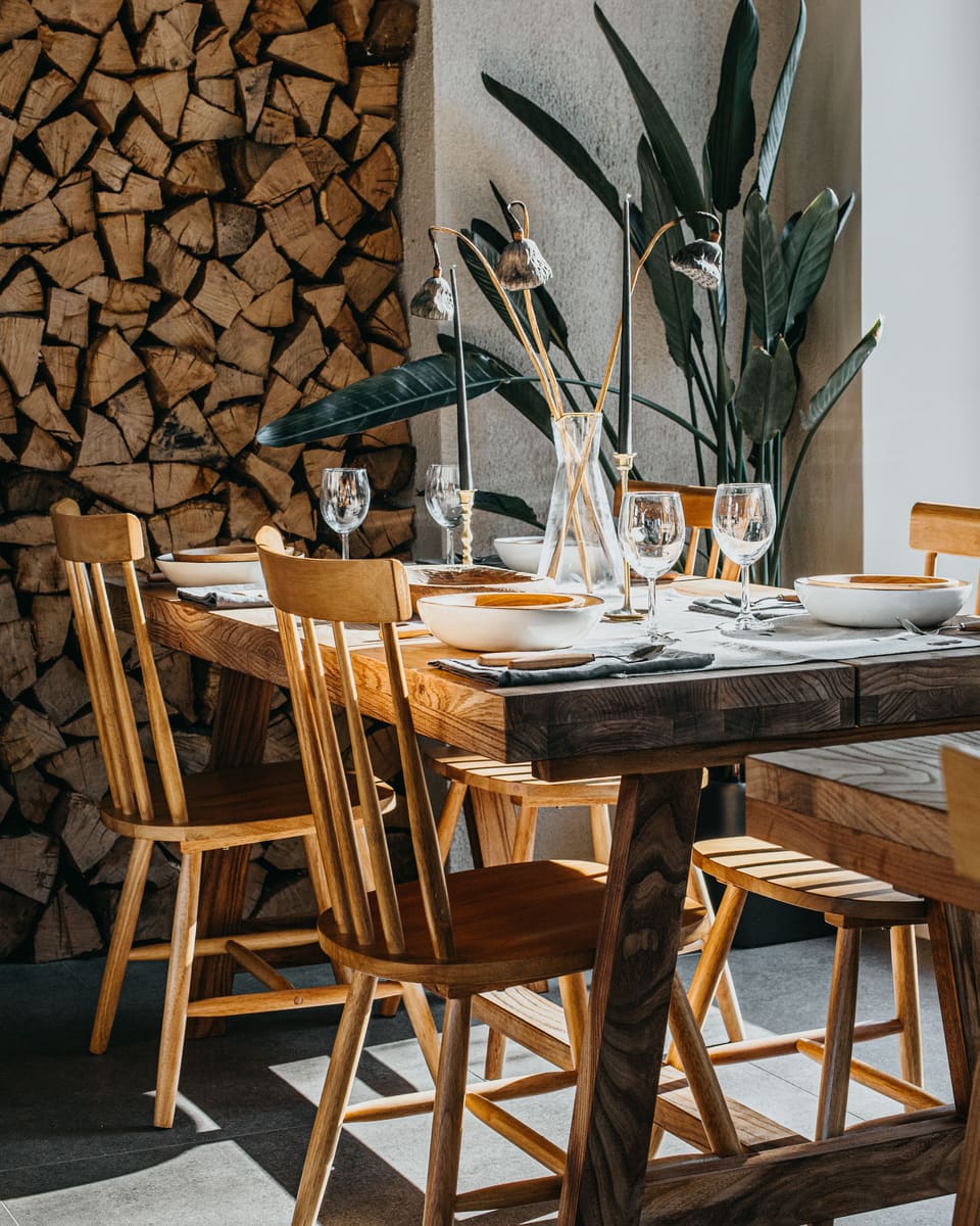 Four-Seater Dining Set (Sheesham · 4 Chairs)